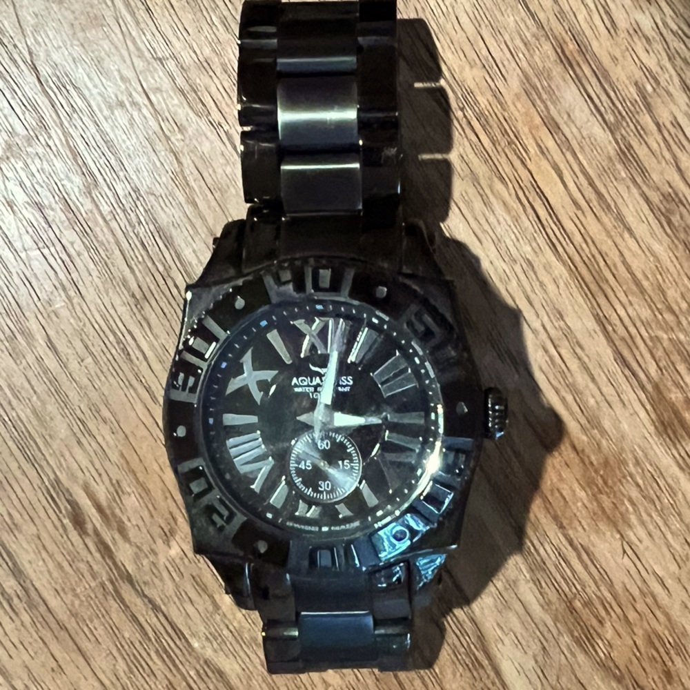 Aquaswiss Swissport black watch. Great condition.